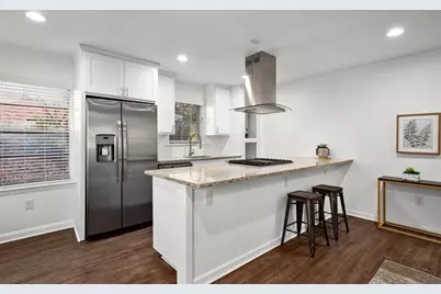 301 E 33rd Street #2, Austin, TX 78705 - Photo 4