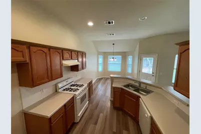 602 Losoya Court, Hutto, TX 78634 - Photo 8