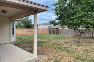 602 Losoya Ct, Hutto, TX 78634 - Photo 32