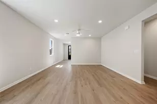 125 Knockout Rose Dr, San Marcos, TX 78666 - Photo 10