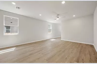 125 Knockout Rose Drive, San Marcos, TX 78666 - Photo 10