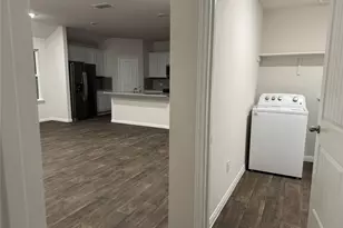 13717 Thomas Wheeler Wy, Manor, TX 78653 - Photo 12