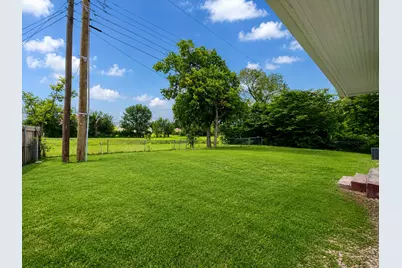 1906 E Avenue G, Temple, TX 76501 - Photo 10