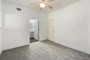 1910 Robbins Pl, Austin, TX 78705 - Photo 14