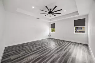 813 Chihuahua St, Lockhart, TX 78644 - Photo 2