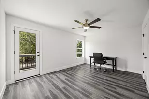 813 Chihuahua St, Lockhart, TX 78644 - Photo 18