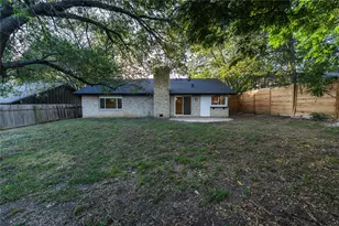 9403 Hunters Trace E, Austin, TX 78758 - Photo 40