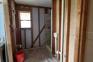 1286 Co Rd 446, Rockdale, TX 76567 - Photo 16