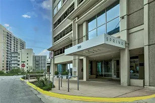 300 Bowie St, Austin, TX 78703 - Photo 22