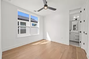 1407 Cedar Ave, Austin, TX 78702 - Photo 24