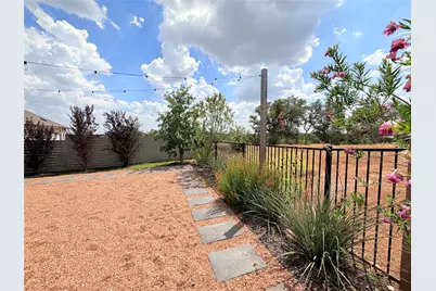 928 Legends Lane, Georgetown, TX 78628 - Photo 36