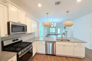 928 Legends Ln, Georgetown, TX 78628 - Photo 8