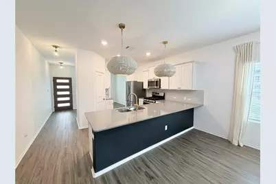 928 Legends Lane, Georgetown, TX 78628 - Photo 10