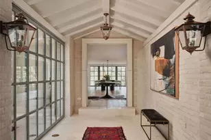 1012 Gaston Ave, Austin, TX 78703 - Photo 8