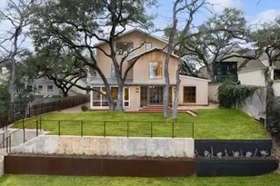 1012 Gaston Ave, Austin, TX 78703 - Photo 32