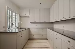 1012 Gaston Ave, Austin, TX 78703 - Photo 30