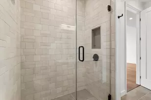 84 East Ave, Austin, TX 78701 - Photo 16