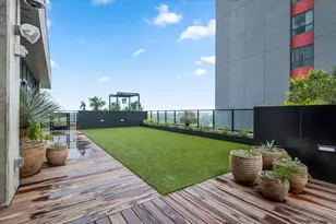 84 East Ave, Austin, TX 78701 - Photo 22