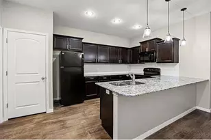 111 Stockton Family Ct, Jarrell, TX 76537 - Photo 2