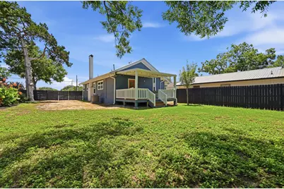 811/ 813 S Commerce Street, Lockhart, TX 78644 - Photo 28