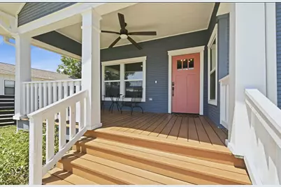 811/ 813 S Commerce Street, Lockhart, TX 78644 - Photo 4