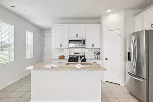 100 Peach Flt Ct, Liberty Hill, TX 78642 - Photo 12