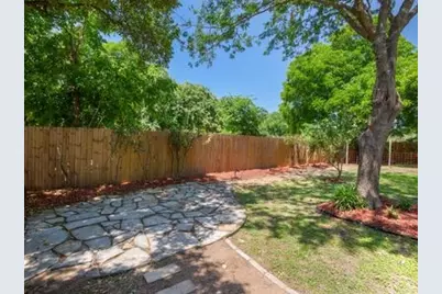 1124 Tillery Street, Austin, TX 78702 - Photo 6