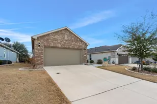 703 Saratoga Ln, Georgetown, TX 78633 - Photo 2