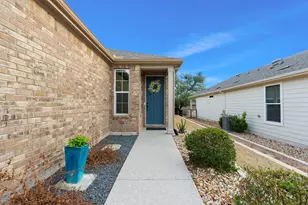 703 Saratoga Ln, Georgetown, TX 78633 - Photo 4
