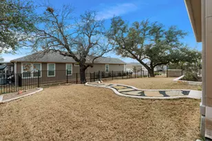 703 Saratoga Ln, Georgetown, TX 78633 - Photo 26