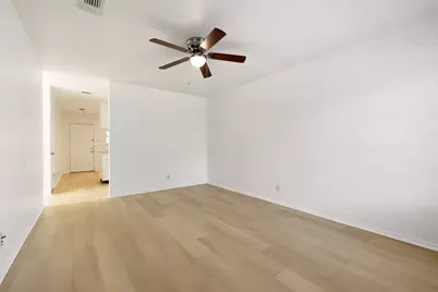 418 Sarah Street #B, San Marcos, TX 78666 - Photo 6