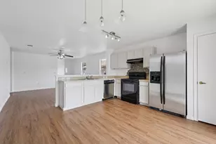 12617 Campana Dr, Del Valle, TX 78617 - Photo 2