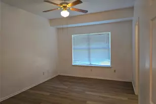 8701 Weiser Dr, Austin, TX 78729 - Photo 32