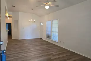 8701 Weiser Dr, Austin, TX 78729 - Photo 8