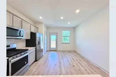 2000 Daleside Lane, Austin, TX 78754 - Photo 14