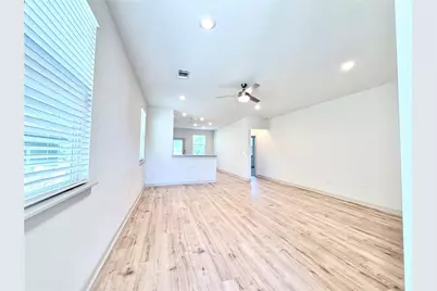 2000 Daleside Lane, Austin, TX 78754 - Photo 4