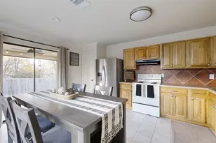 130 Plum Path, Kyle, TX 78640 - Photo 6