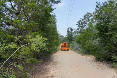3301 Chuckwagon Road, Luling, TX 78648 - Photo 16