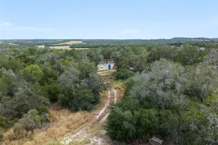 3301 Chuckwagon Rd, Luling, TX 78648 - Photo 1