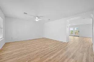 2412 Regal Park Ln, Austin, TX 78748 - Photo 4