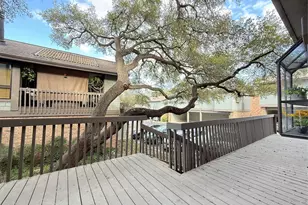 7122 Wood Hollow Dr, Austin, TX 78731 - Photo 2
