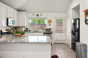 128 Riverhill Dr, Georgetown, TX 78628 - Photo 2