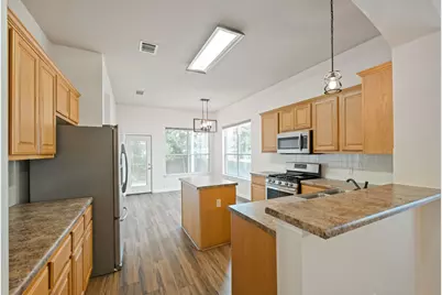 10013 Isle Royale Way, Austin, TX 78747 - Photo 12