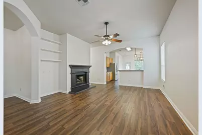 10013 Isle Royale Way, Austin, TX 78747 - Photo 2