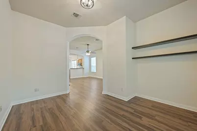 10013 Isle Royale Way, Austin, TX 78747 - Photo 8