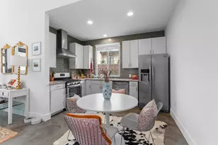 2514 E 4th St, Austin, TX 78702 - Photo 6