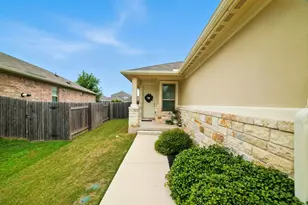 324 Mountain Valley St, Georgetown, TX 78628 - Photo 38