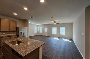 600 Hickory Bend Trl, Georgetown, TX 78628 - Photo 4