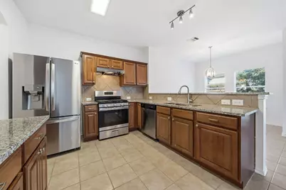 5712 Zachary Scott Street, Austin, TX 78747 - Photo 6