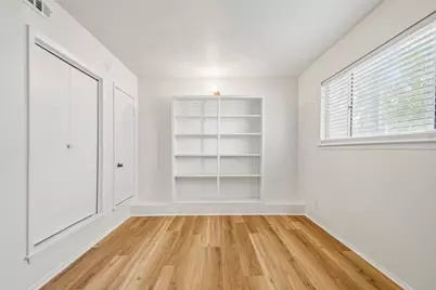 2413 Leon Street #104, Austin, TX 78705 - Photo 16
